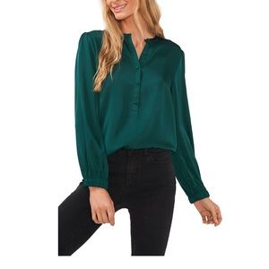 CeCe Women’s Long Sleeve Crew Neck Button Up Blouse